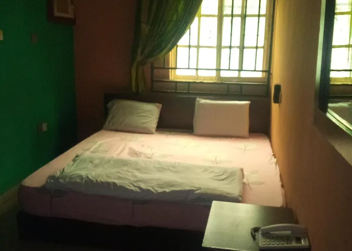 Blue Zephyr Hotel & Suites